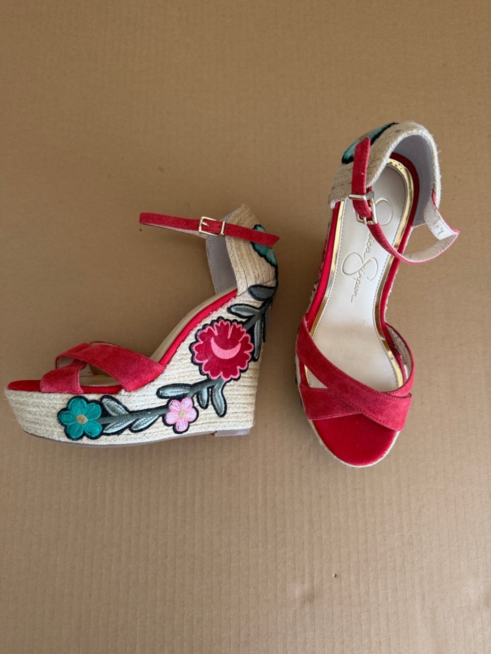 JESSICA SIMPSON Red Floral Wedges size 7.5